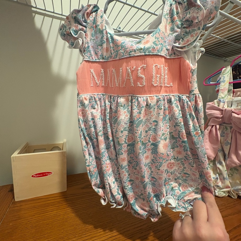 Mama's Girl Floral Bodysuit